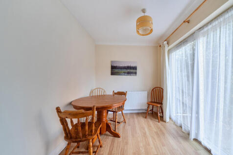 1381738-2-691c4a1...