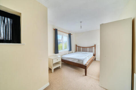 1381738-16-691c4b...