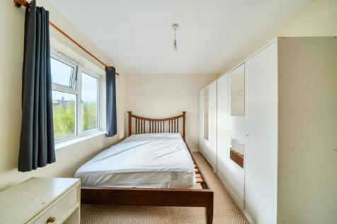 1381738-18-691c4b...