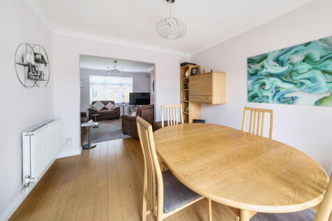 1360796-3-68dd61f...