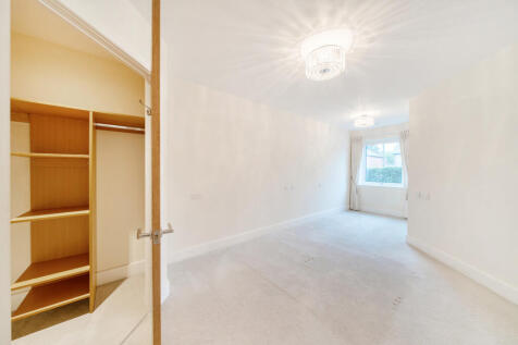 1365991-6-68ed100...