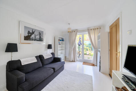 1358653-5-68d4188...