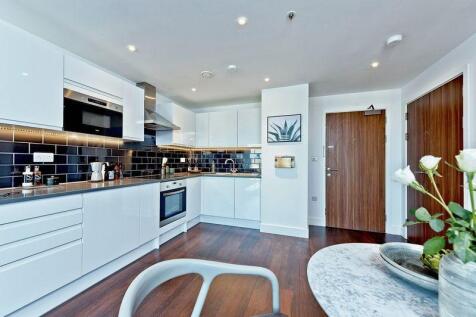 Colliers wood 7