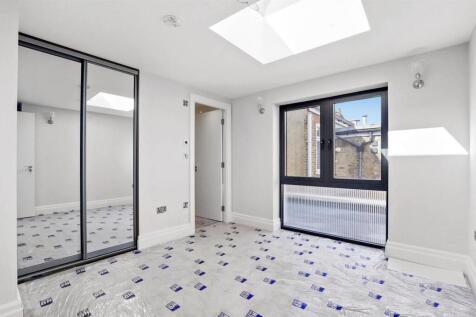 15848309 (6)_enhanced.jpg