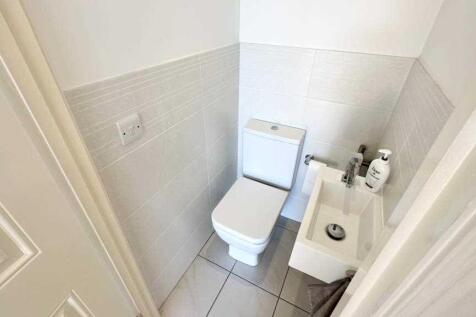 Cloakroom WC