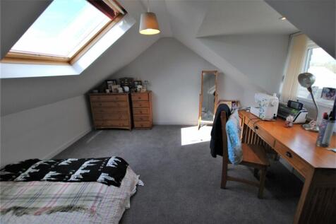 Bedroom 5/Dressing