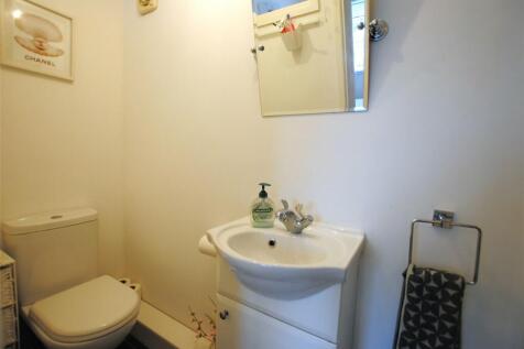 En-Suite Showr Room