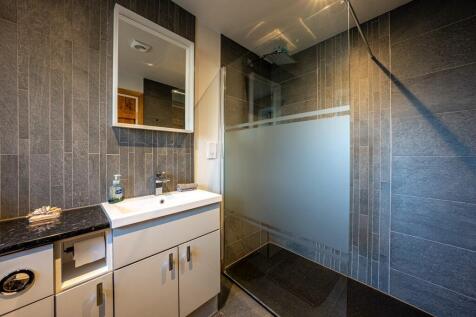 Downstairs Bathroom