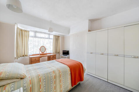 1348815-15-68c075...