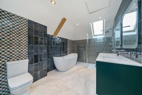 Master En-Suite
