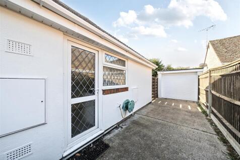 Driveway/Garage