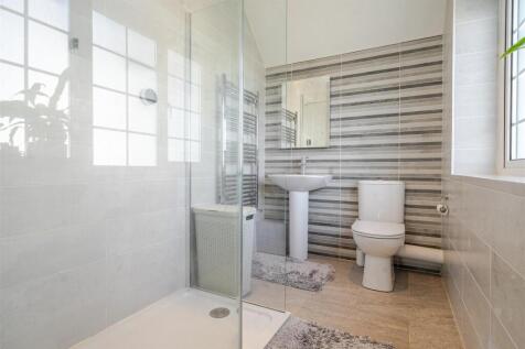 Bedroom Two Ensuite
