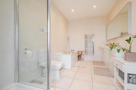 Ensuite To Master