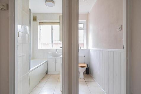 Bathroom &amp; Seperate Toilet