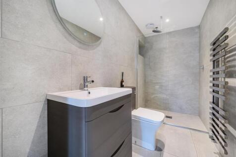 Downstairs Shower Room &amp; Cloakroom