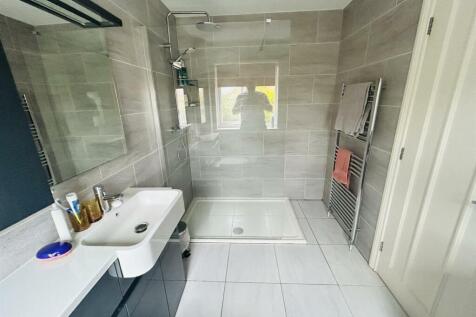 01323 438506