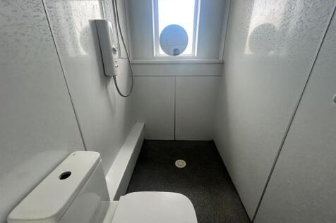 01323 438506