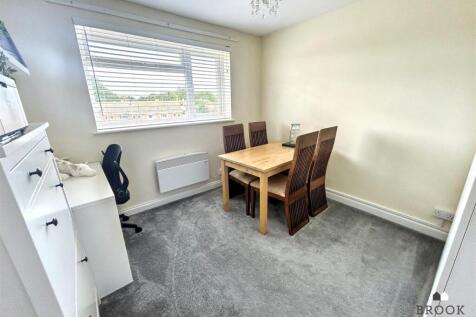 01323 438506