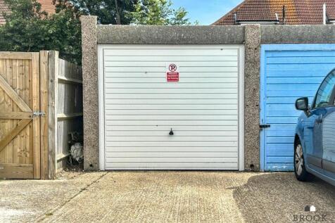 01323 438506