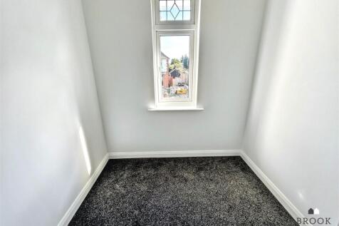 01323 438506