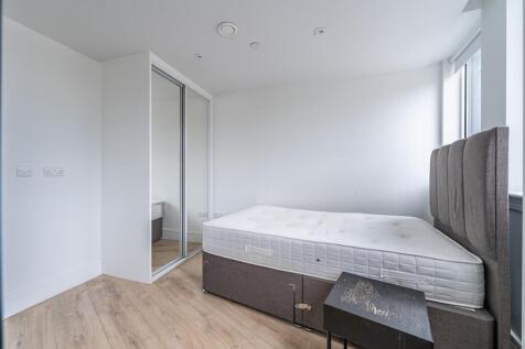 77-Capella-Court-11