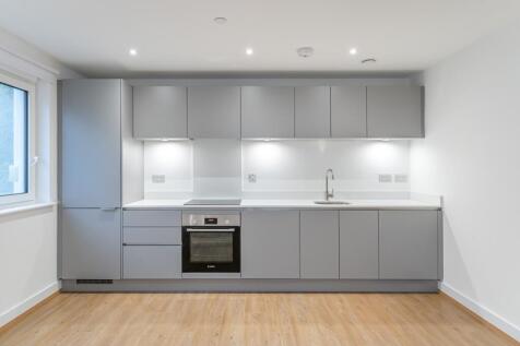 Flat-72-Whyteleaf...