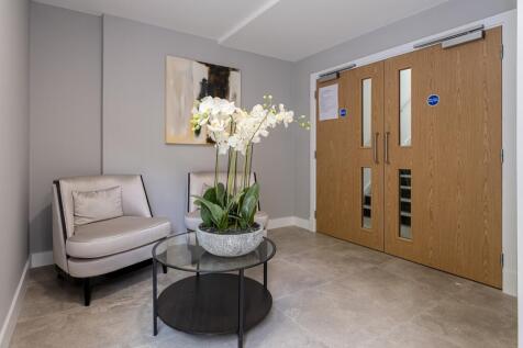 Whyteleafe House ...