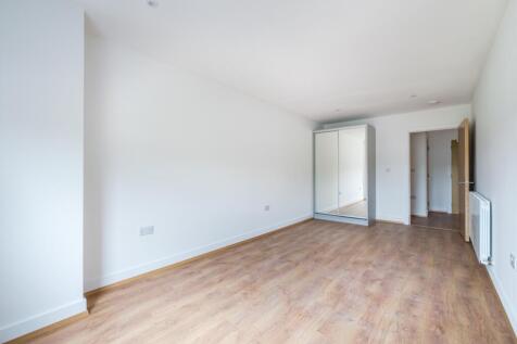 151-WHYTELEAFE-HO...