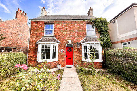 Charming Victorian Family Home in Thealby - A Per