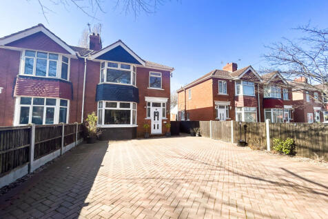 Charming Three-Bedroom Family Home with Modern Re