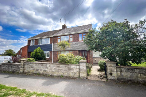 Spacious Family Home with No Chain in Sought-Afte