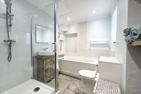 Ground Floor Bathroom