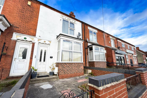 Deceptively Spacious Three-Bedroom Terrace with M