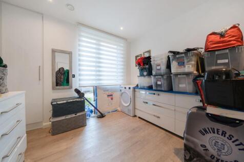 Davidson Frost-Wellings, DFW, Grafham Court, Edgwa