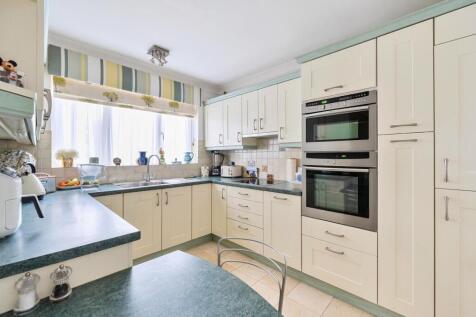 Davidson Frost-Wellings, DFW, Culverlands Close, S