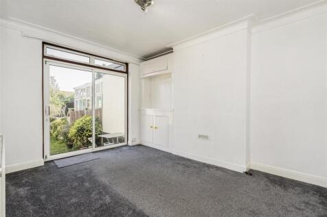 Davidson Frost-Wellings, DFW.Deanscroft Avenue, Re