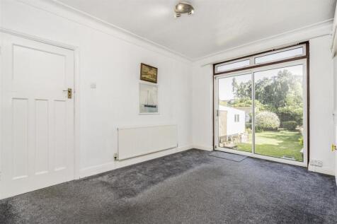 Davidson Frost-Wellings, DFW.Deanscroft Avenue, Re