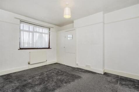 Davidson Frost-Wellings, DFW.Deanscroft Avenue, Be