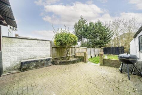 Davidson Frost-Wellings, DFW, Felbridge Avenue, St
