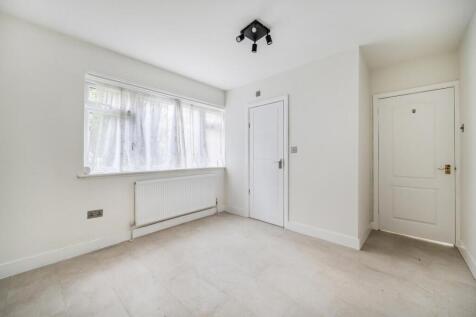 Davidson Frost-Wellings, DFW, Hewett Close, Stanmo