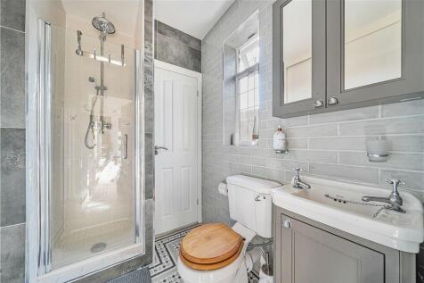 Davidson Frost-Wellings, DFW, Embry Way, Shower ro