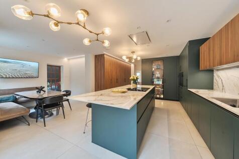 Davidson Frost-Wellings, DFW, Uxbridge Road, Kitch