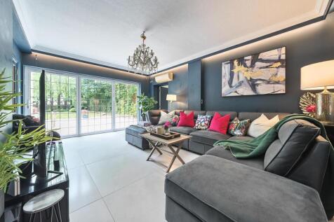 Davidson Frost-Wellings, DFW, Uxbridge Road, Livin