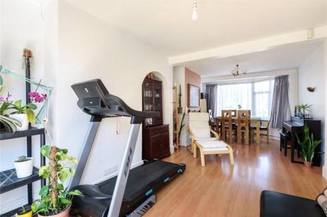 Davidson Frost-Wellings, DFW, Curzon Avenue, Stanm