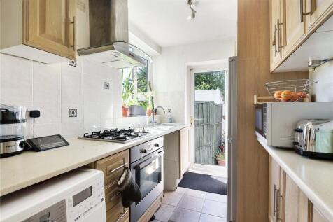 Davidson Frost-Wellings, DFW, Curzon Avenue, Stanm