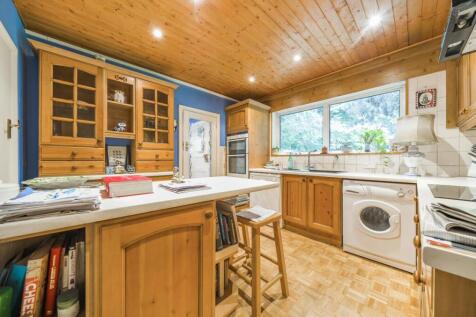 Davidson Frost-Wellings, DFW, Holland Close, Stanm
