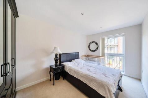 Davidson Frost-Wellings, DFW, Monarch Court, Stanm