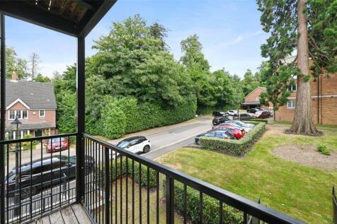 Davidson Frost-Wellings, DFW, Casel Court, Balcony