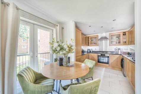 Davidson Frost-Wellings, DFW, Casel Court,.jpg