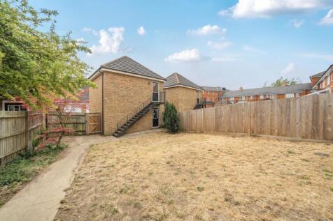 Davidson Frost-Wellings, DFW, Chambers Walk, Garde